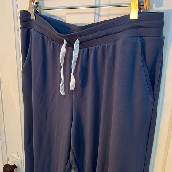 Lively Lounge Pants - Picture 9 of 10